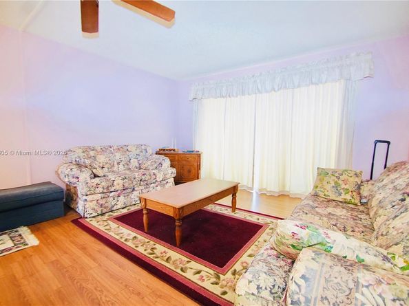 702 Lori Dr 190, Palm Springs FL 33461