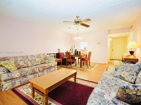 702 Lori Dr 190, Palm Springs FL 33461