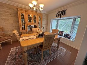 8050 SW 170th St, Palmetto Bay FL 33157