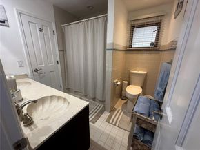 8050 SW 170th St, Palmetto Bay FL 33157