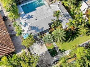 5947 SW 30th St, Miami FL 33155