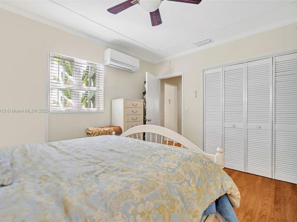 5947 SW 30th St, Miami FL 33155