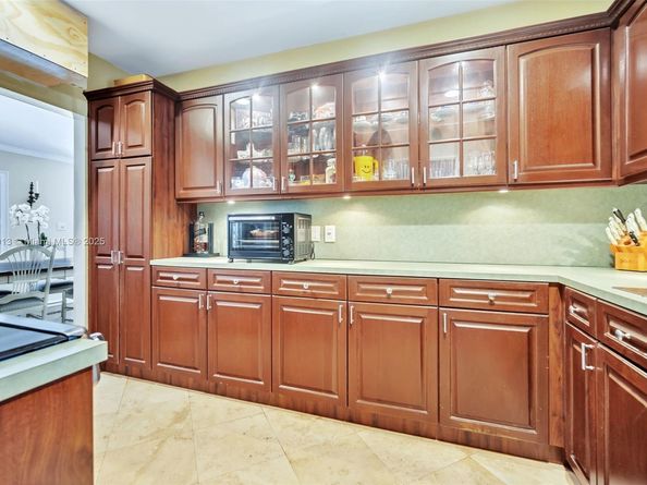 5947 SW 30th St, Miami FL 33155