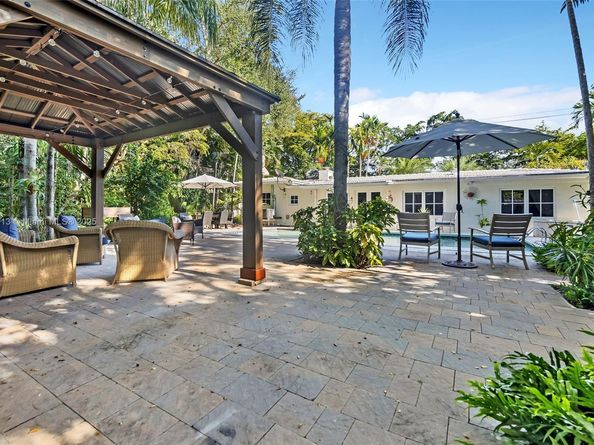 5947 SW 30th St, Miami FL 33155