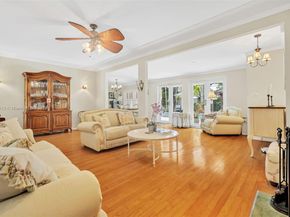 5947 SW 30th St, Miami FL 33155