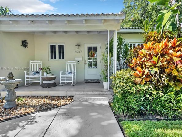 5947 SW 30th St, Miami FL 33155