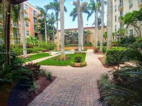630 S Sapodilla Ave 403, West Palm Beach FL 33401