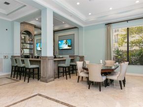 630 S Sapodilla Ave 403, West Palm Beach FL 33401