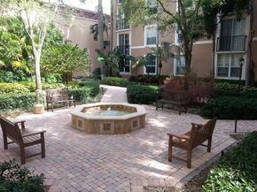 630 S Sapodilla Ave 403, West Palm Beach FL 33401