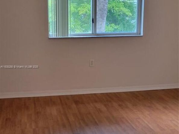 2125 NW 77th Way 201, Pembroke Pines FL 33024