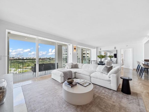 3400 SW 27th Ave 1805, Miami FL 33133