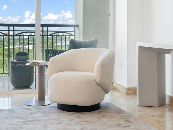 3400 SW 27th Ave 1805, Miami FL 33133