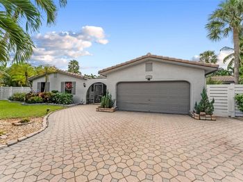 8386 NW 17th Ct