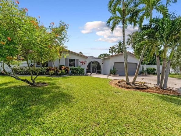 8386 NW 17th Ct, Coral Springs FL 33071