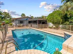 8386 NW 17th Ct, Coral Springs FL 33071