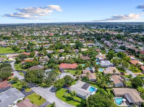 8386 NW 17th Ct, Coral Springs FL 33071