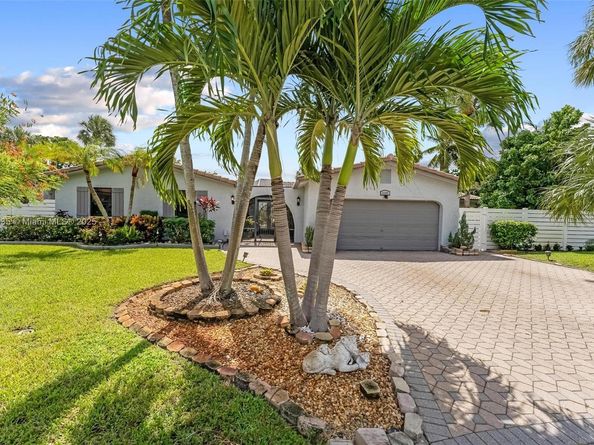 8386 NW 17th Ct, Coral Springs FL 33071