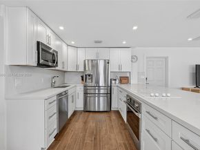 3050 NE 48th St 210, Fort Lauderdale FL 33308