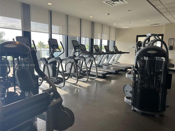 5300 Paseo Blvd 1603, Doral FL 33166