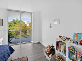 720 NE 62nd St 404, Miami FL 33138