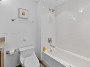720 NE 62nd St 404, Miami FL 33138