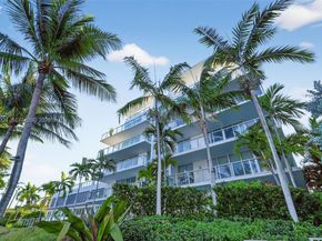 720 NE 62nd St 404, Miami FL 33138