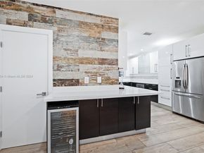 3551 E Glencoe St, Miami FL 33133