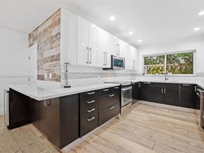 3551 E Glencoe St, Miami FL 33133