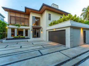 1277 N Venetian Way, Miami FL 33139