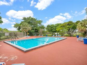 830 NW 87th Ave 406, Miami FL 33172