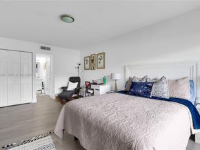 830 NW 87th Ave 406, Miami FL 33172