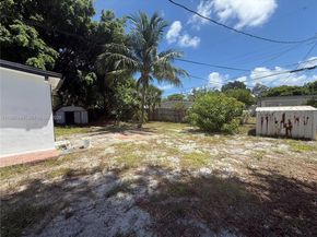 5264 NE 15th Ave, Pompano Beach FL 33064