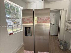 5264 NE 15th Ave, Pompano Beach FL 33064