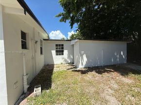 5264 NE 15th Ave, Pompano Beach FL 33064