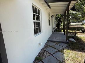 5264 NE 15th Ave, Pompano Beach FL 33064