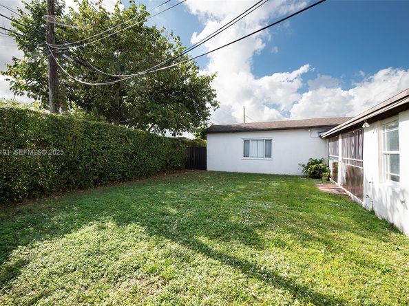 7420 SW 31st St, Miami FL 33155
