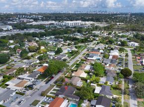 7420 SW 31st St, Miami FL 33155