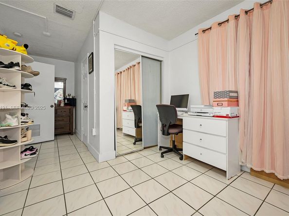 7420 SW 31st St, Miami FL 33155