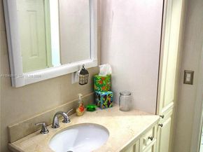 2000 SW 84th Ave, Miami FL 33155