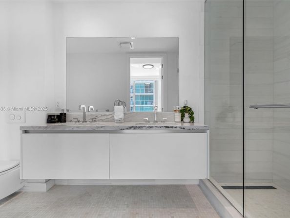 700 NE 26th Ter 1604, Miami FL 33137