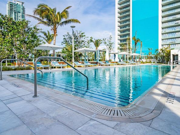 700 NE 26th Ter 1604, Miami FL 33137