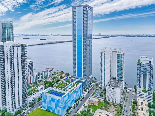 700 NE 26th Ter 1604, Miami FL 33137