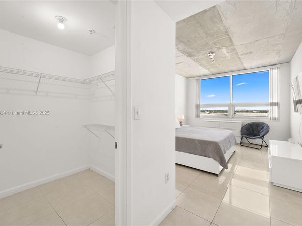 3250 NE 1st Ave 713, Miami FL 33137