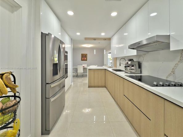1600 N 73rd Ave, Hollywood FL 33024
