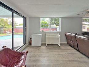 1600 N 73rd Ave, Hollywood FL 33024