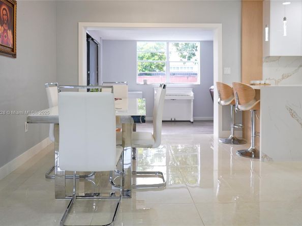 1600 N 73rd Ave, Hollywood FL 33024