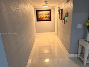 661 SW 67th Ave, Pembroke Pines FL 33023