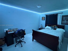 661 SW 67th Ave, Pembroke Pines FL 33023