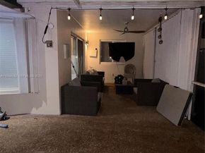 661 SW 67th Ave, Pembroke Pines FL 33023