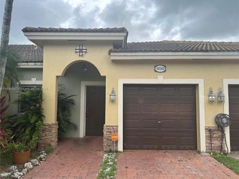 1230 NE 32nd Ave